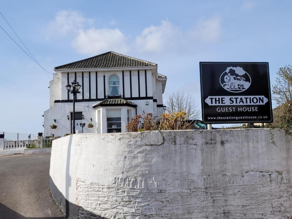 The Station Guest House Galmpton Екстериор снимка